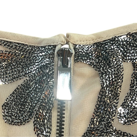 VINCE CAMUTO Silver & Pewter Sequin Swirls on Ivory Sleeveless Cocktail Dress 6 - Picture 6 of 16